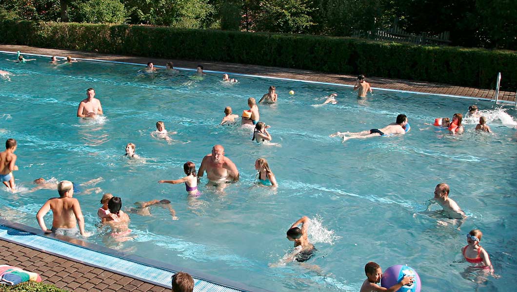 Wirthshof Camping Schwimmbad