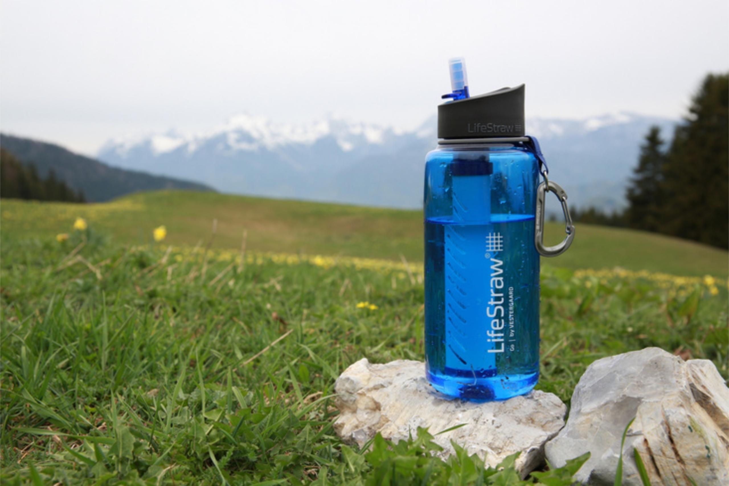 Reines Wasser dank der Filtertrinkflasche LifeStraw.