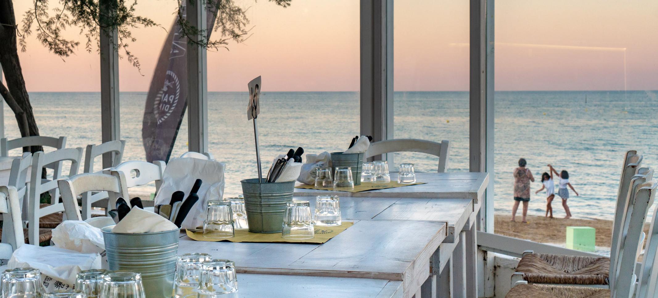 Sonnenuntergang am Strand, dazu feinstes italienisches Essen und lokalen Wein - noch Fragen?