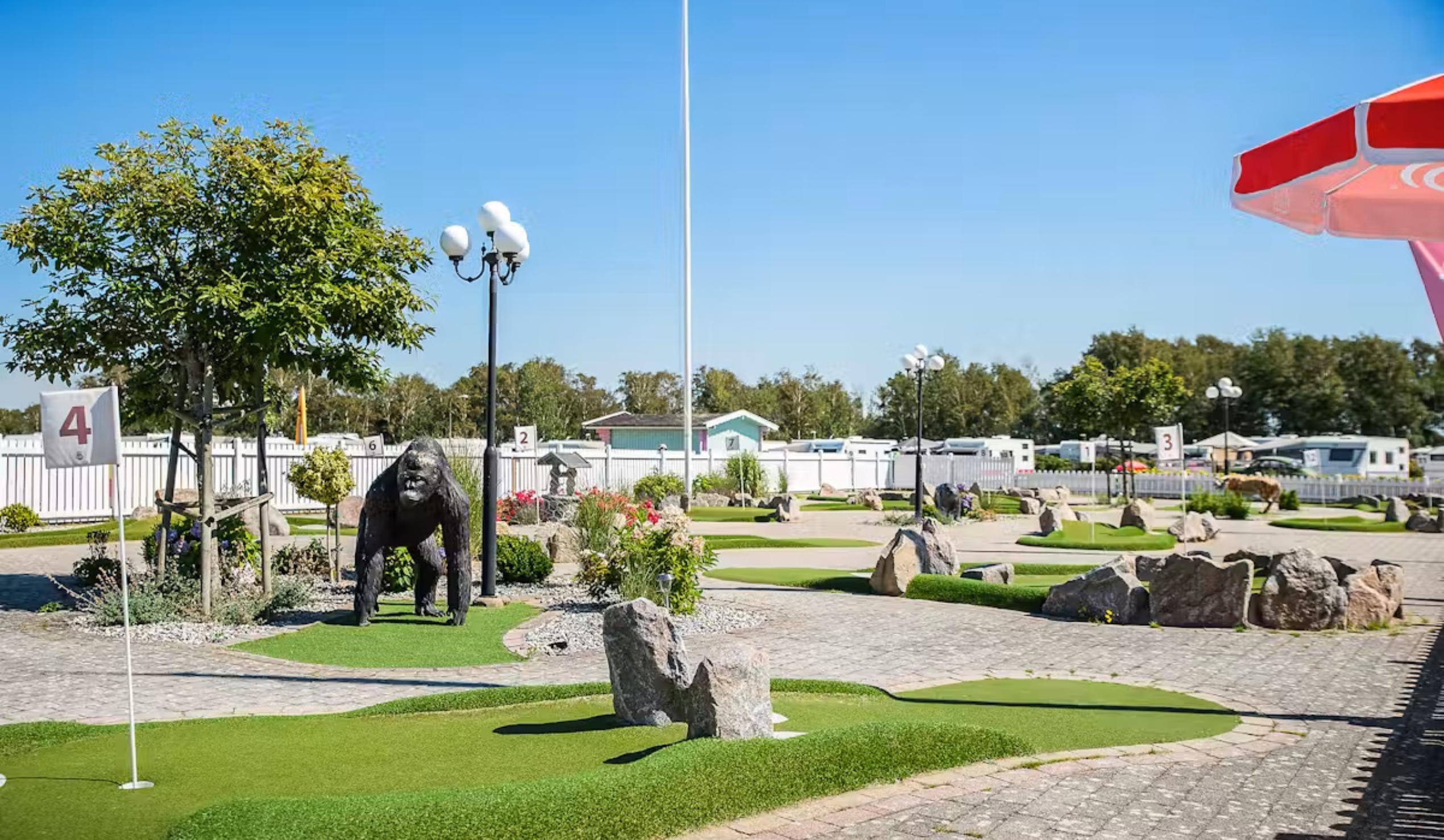 At First Camp Hagön - Halmstad, there is a nice adventure golf course. 