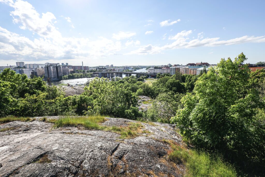 Tantolundenin matkailuautoleirintäalue on erinomainen lähtökohta Tukholmaan tutustumiselle.