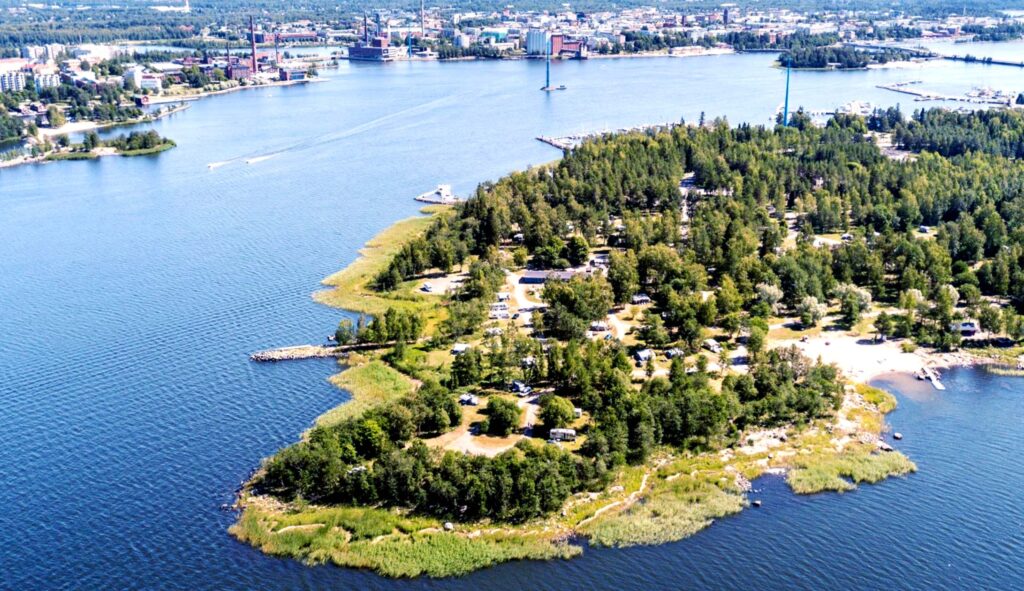 A wonderful place to spend your camping holiday in Finland. Copyright: Camping Vaasa