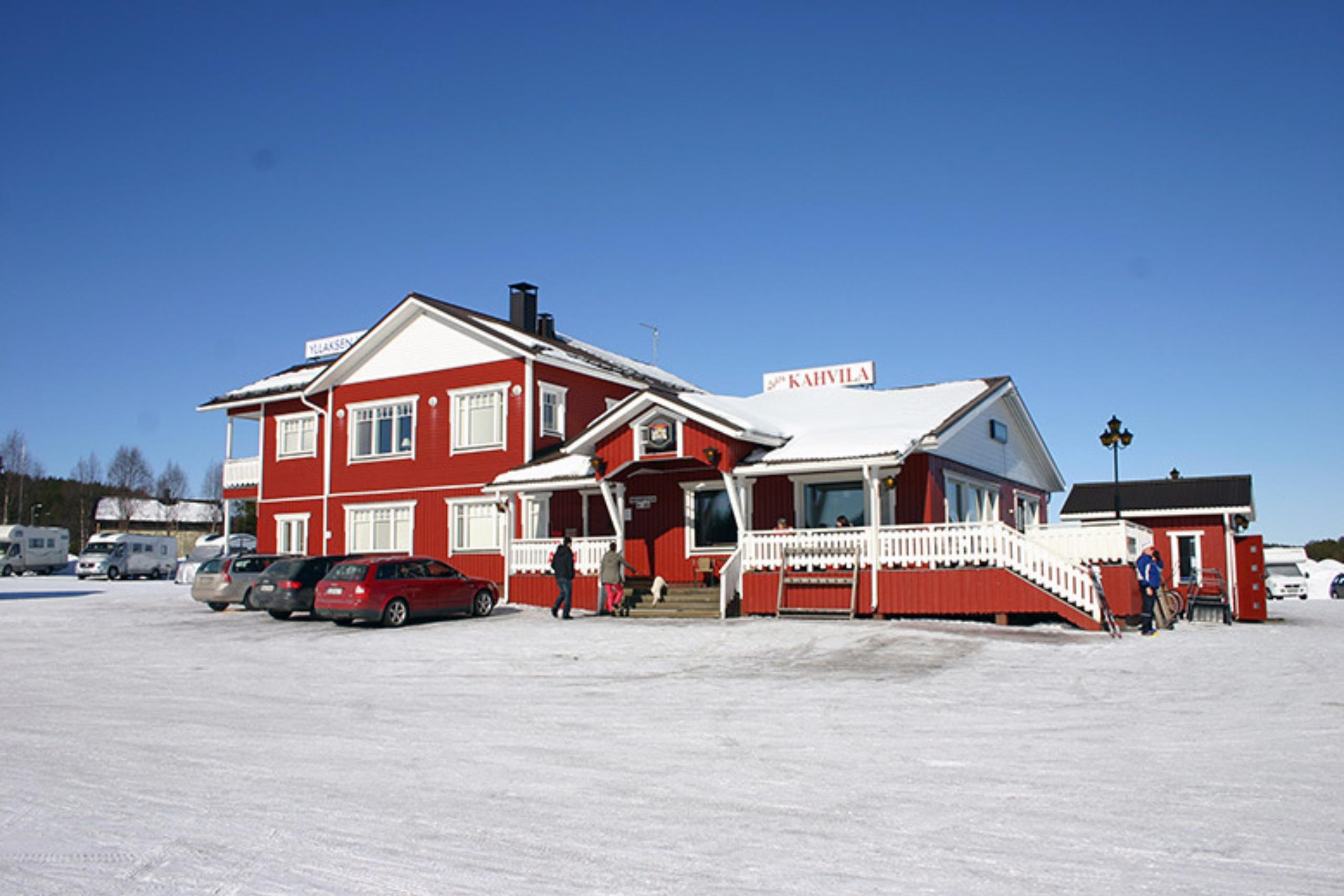 Kleines Restaurant, Servicegebäude und Rezeption in einem – das Herzstück von Ylläsen Ykkös Caravan. Copyright: Ylläsen Ykkös Caravan