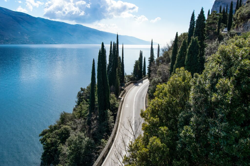 Not much can be compared to driving these roads with your camper. Copyright: Elisabetta Falco, Unsplash.com
