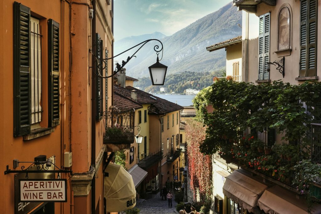 The old town of Bergamo is surrounded by an impressive city wall. Copyright: Mattia Bericchia, Unsplash.com
